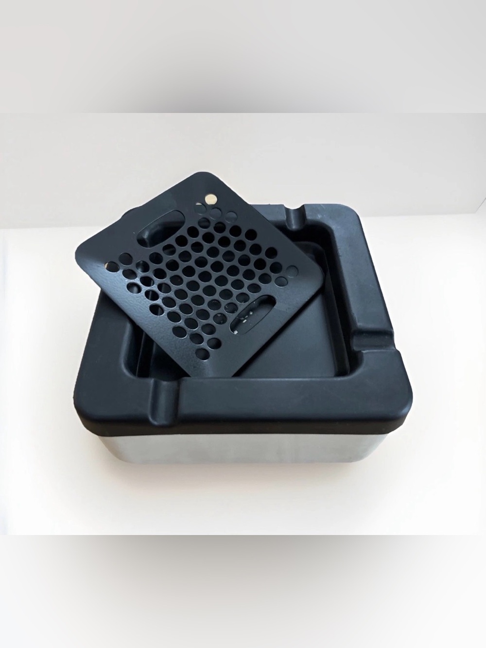 MCM Ashtray 750 Atrium Studio Erre Design Rexite Style White & Black 80s Modern